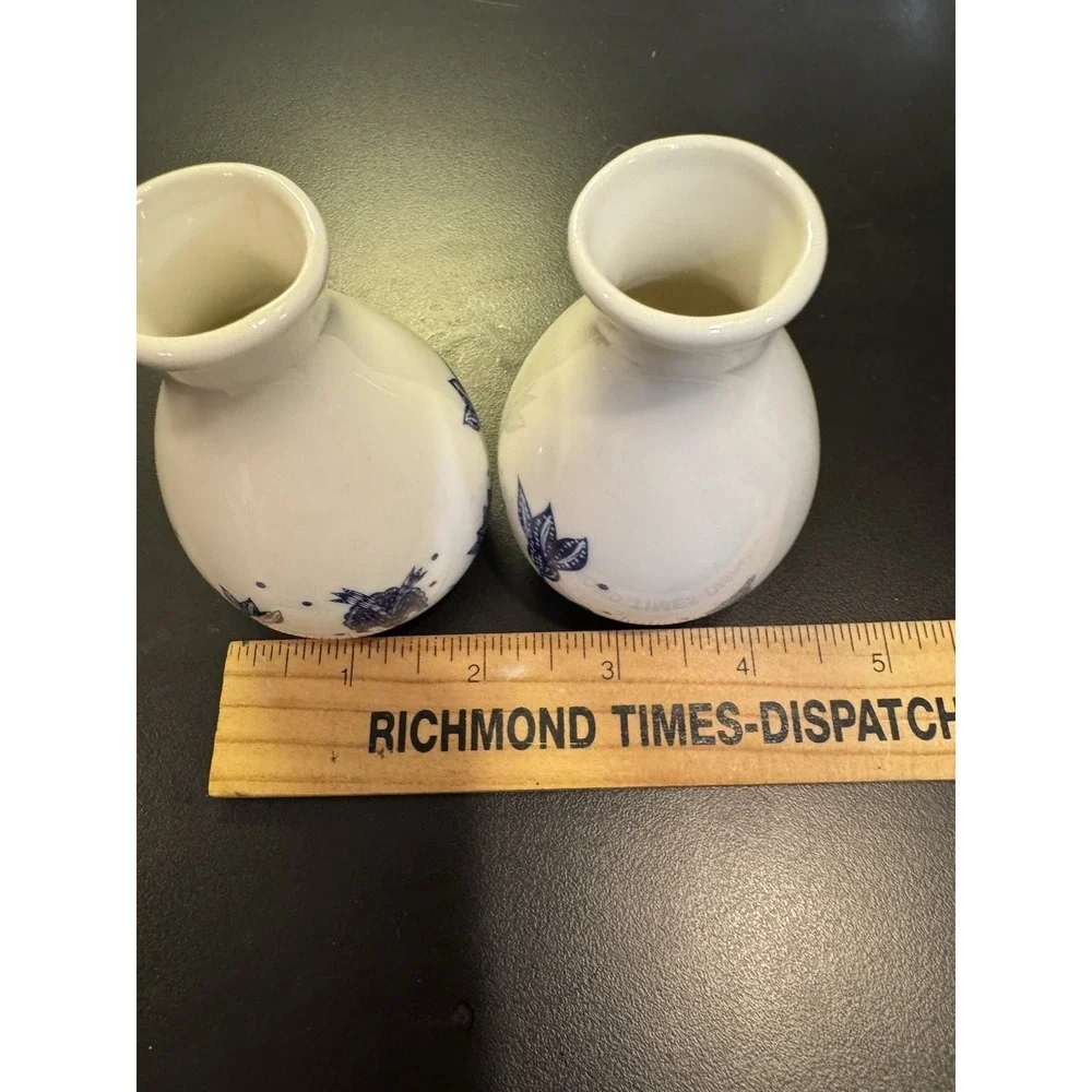 Kate Aspen Ceramic Blue And White Floral Asian Mini Vases Set of 2‎